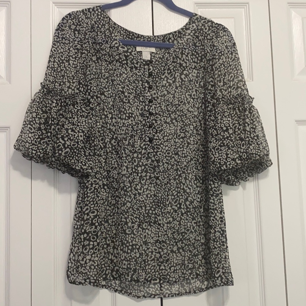 Black and white blouse